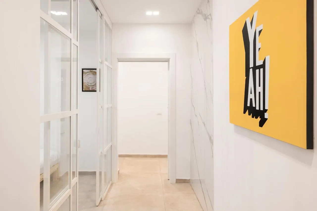 Easystayrome 10 Pax 3 Baths 1 Min From Metro Rome
