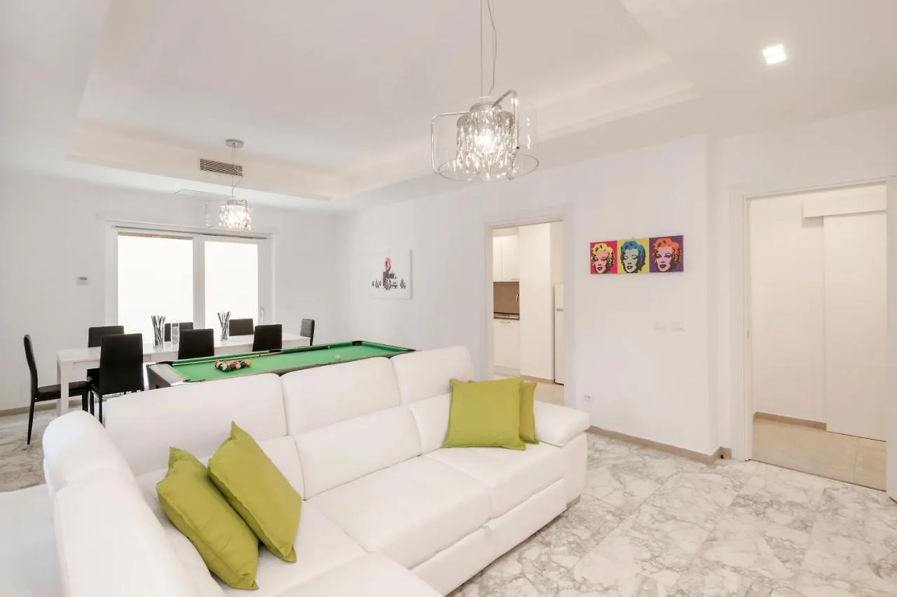 Easystayrome 10 Pax 3 Baths 1 Min From Metro